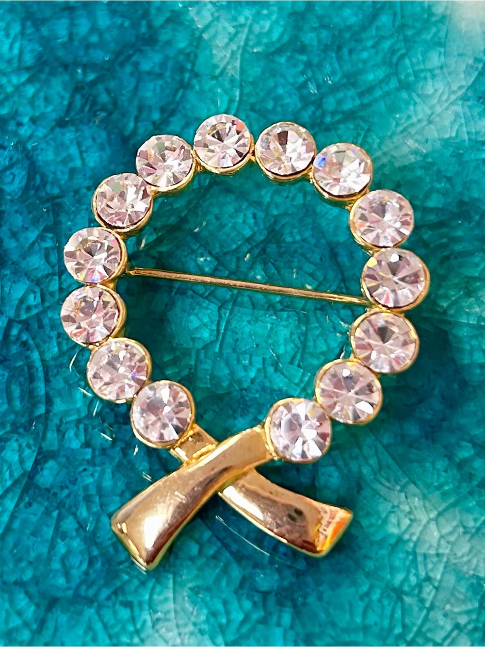 Lovely Vintage Rhinestone Brooch